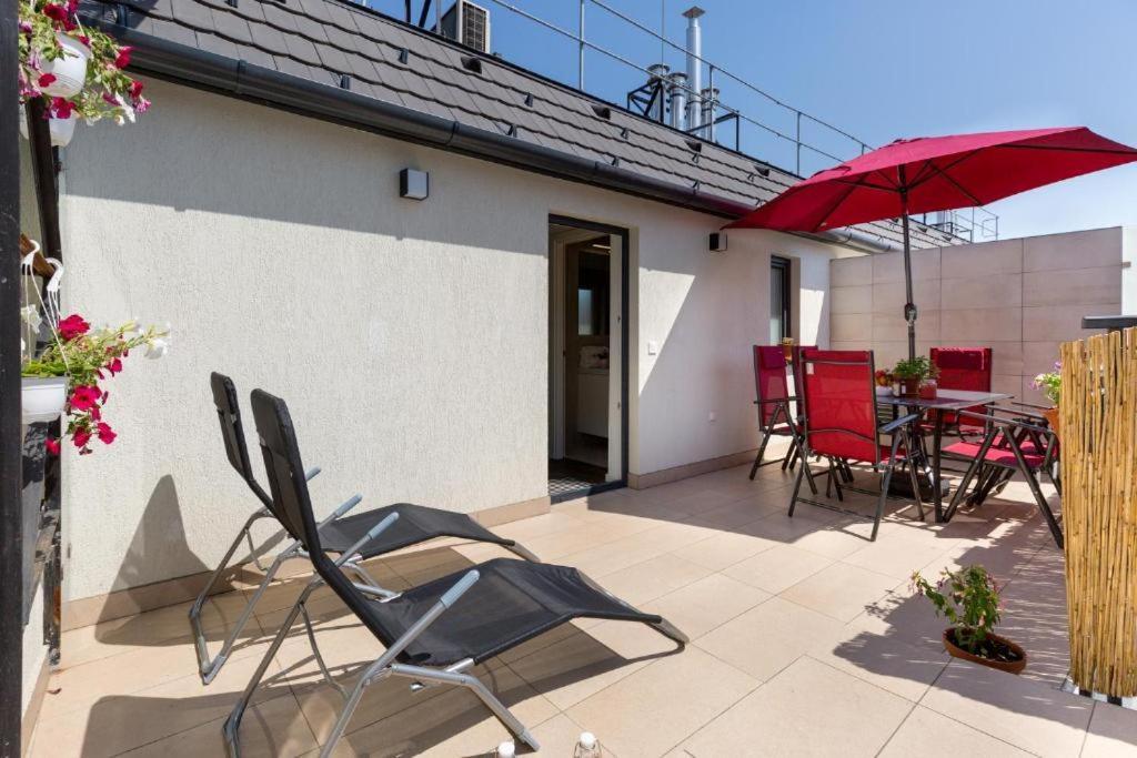 Erkel Rooftop Suites Budapest Ngoại thất bức ảnh